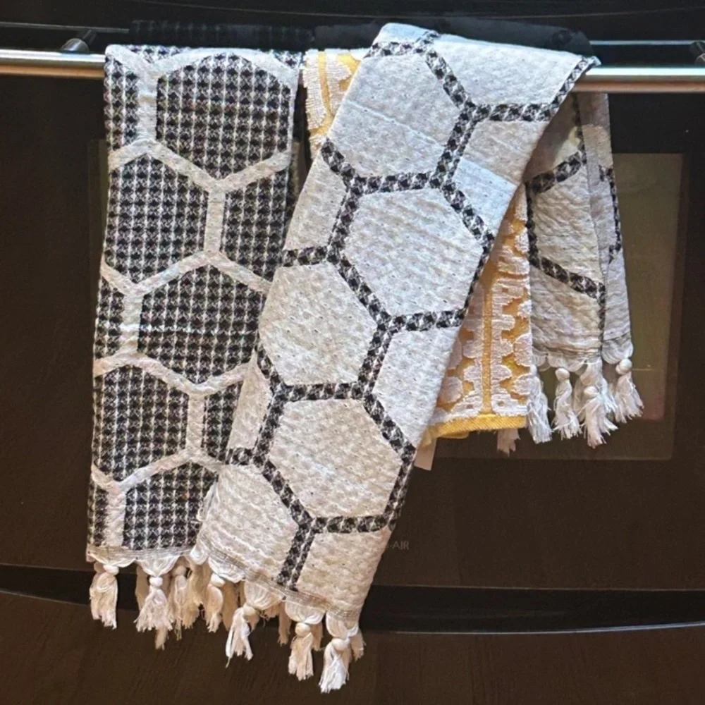 Modern Kitchen Towel Geometric Waffle Weave Black + White NEW honeycomb modern